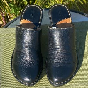 Vintage Born Clogs Size 10